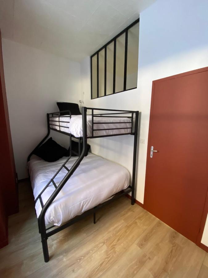 שאמבון-סור-לאק Hotel La Bonne Hotesse מראה חיצוני תמונה
